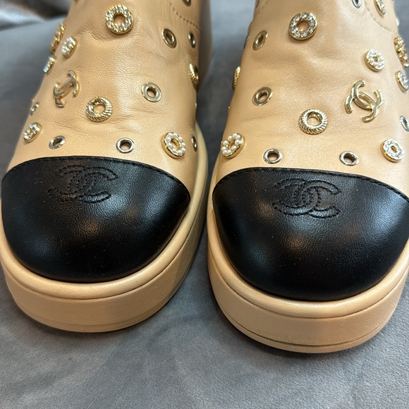 Chanel Rare CC Blingy Ankle Boots Size 40 - Picture 5 of 8